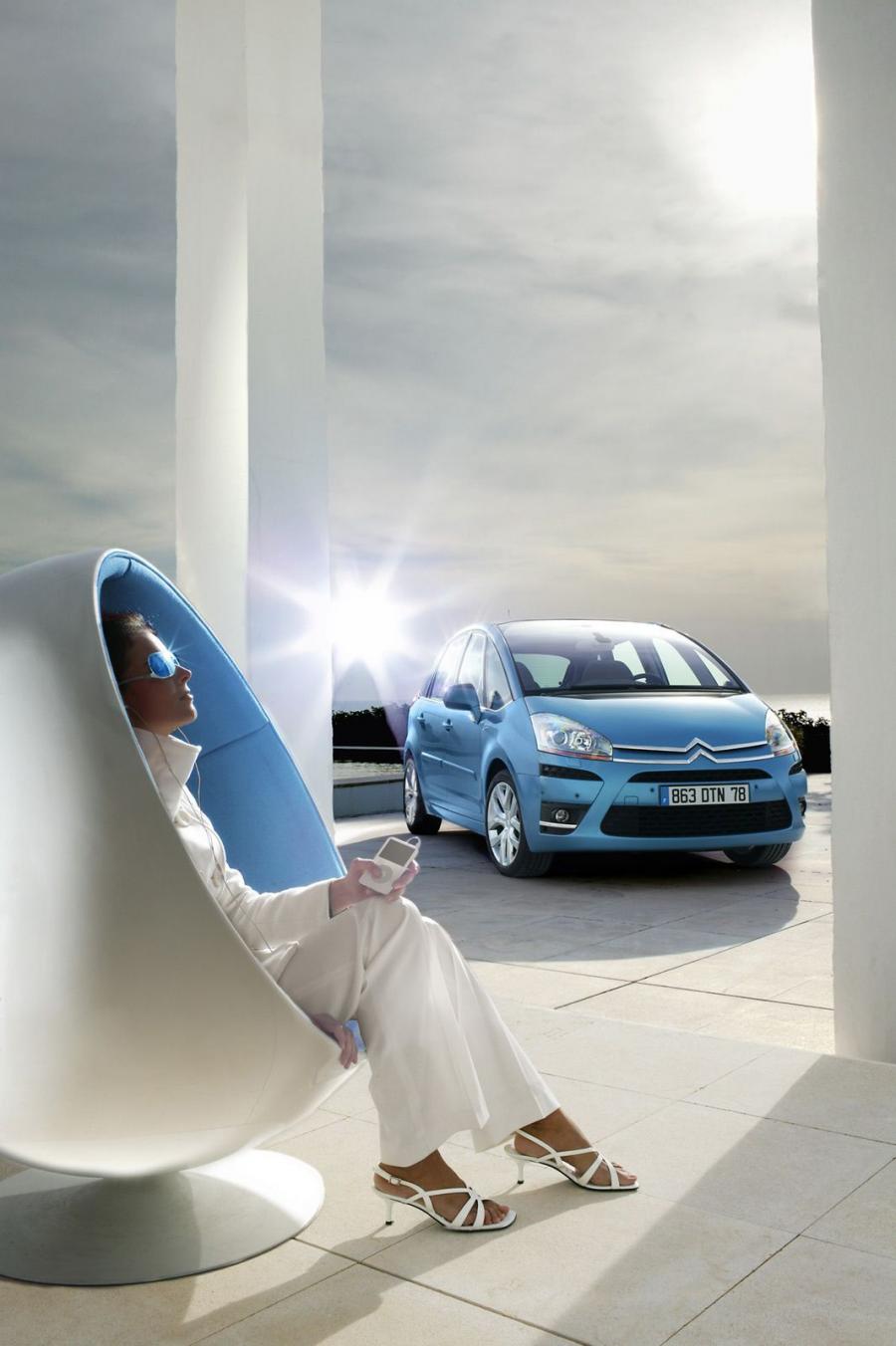  Citroen C4 Picasso 2007 года  (фото 89 из 117)